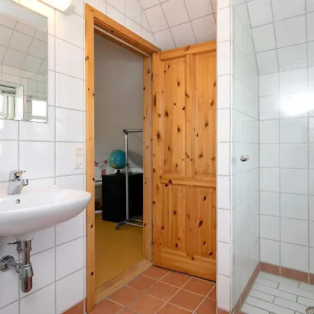 8 Person Holiday In